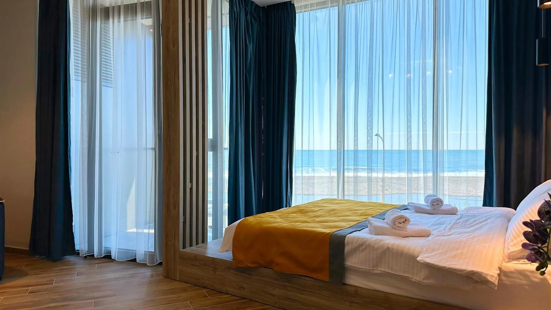 Apartment Tg Wild Beach & Pool In Chakvi Georgia